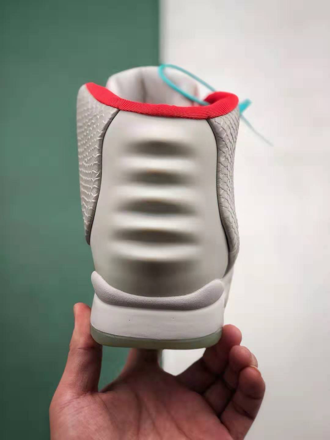 Nike Air Yeezy 2 NRG 'Pure Platinum' 508214-010 - Limited Edition Sneakers Nike Air Yeezy 2 NRG 'Pure Platinum' 508214-010 - Limited Edition Sneakers