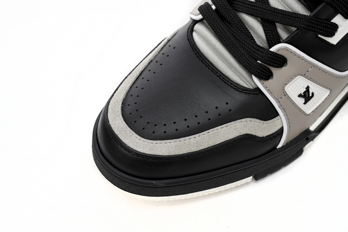 Louis Vuitton Trainer Black Grey 1AAHS2 - Stylish and Sophisticated Footwear Louis Vuitton Trainer Black Grey 1AAHS2 - Stylish and Sophisticated Footwear