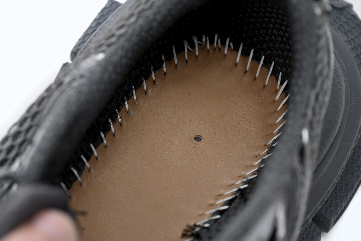 Balenciaga 3XL Black 734734 W3XL1 1090 - Shop the Latest Collection Now Balenciaga 3XL Black 734734 W3XL1 1090 - Shop the Latest Collection Now