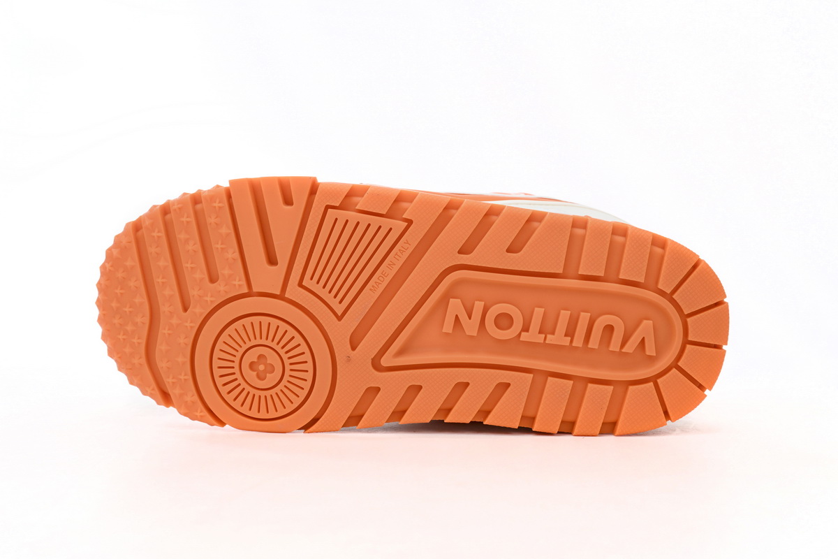 Louis Vuitton Trainer - Black, White & Orange | 1AB8SZ Louis Vuitton Trainer - Black, White & Orange | 1AB8SZ