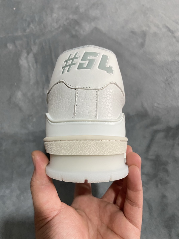 New Louis Vuitton Trainer White Litchi Pattern FD0221 - Exclusive Designer Sneakers for Sale New Louis Vuitton Trainer White Litchi Pattern FD0221 - Exclusive Designer Sneakers for Sale