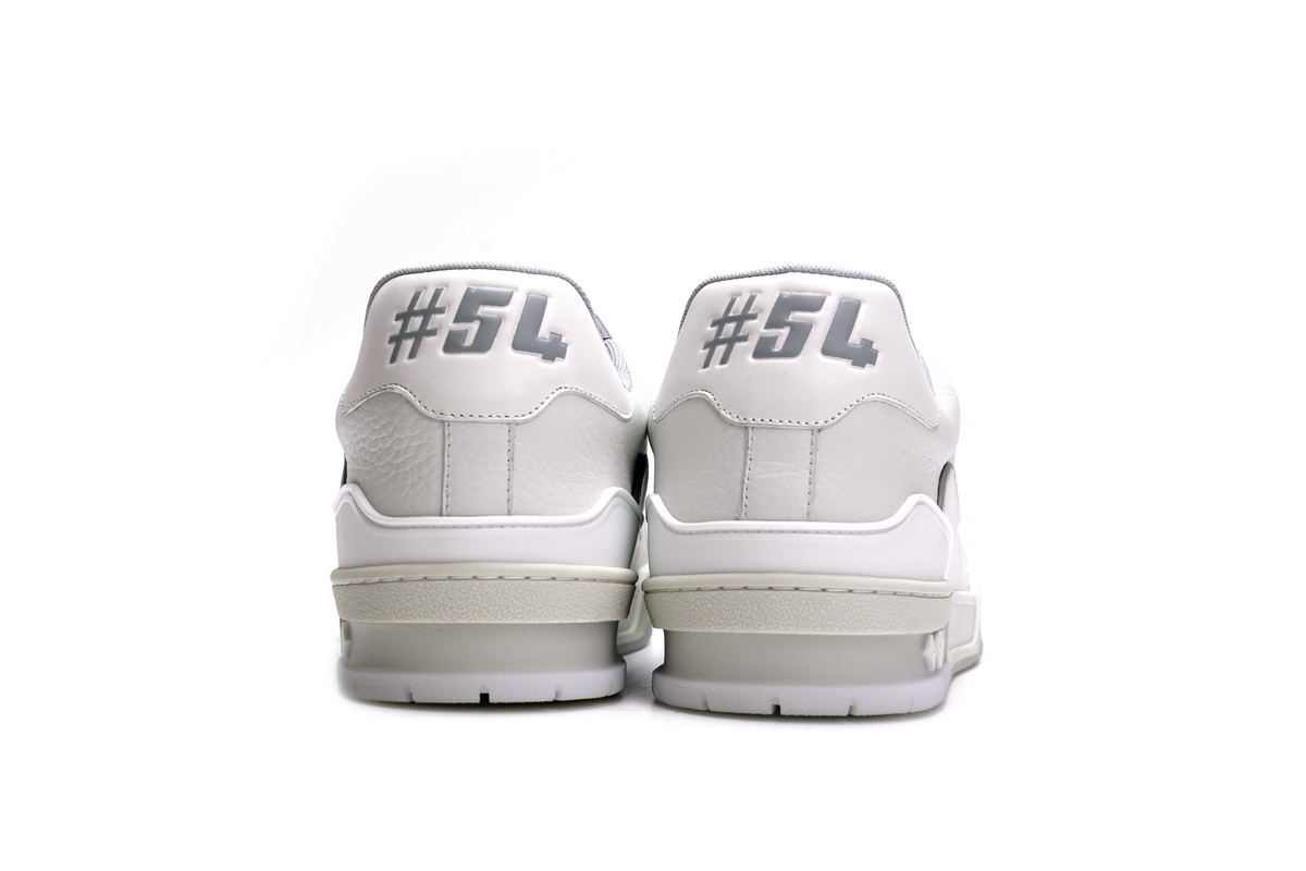 New Louis Vuitton Trainer White Litchi Pattern FD0221 - Exclusive Designer Sneakers for Sale New Louis Vuitton Trainer White Litchi Pattern FD0221 - Exclusive Designer Sneakers for Sale