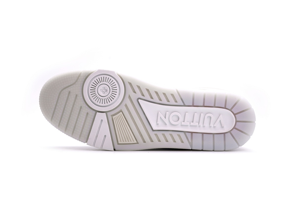 New Louis Vuitton Trainer White Litchi Pattern FD0221 - Exclusive Designer Sneakers for Sale New Louis Vuitton Trainer White Litchi Pattern FD0221 - Exclusive Designer Sneakers for Sale