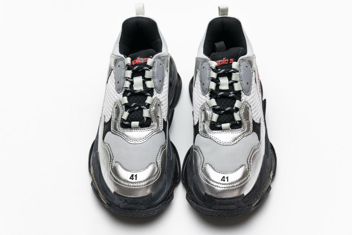 Balenciaga Triple S Black Silver 541624 W09E1 7320 - Sleek and Stylish Sneakers Balenciaga Triple S Black Silver 541624 W09E1 7320 - Sleek and Stylish Sneakers