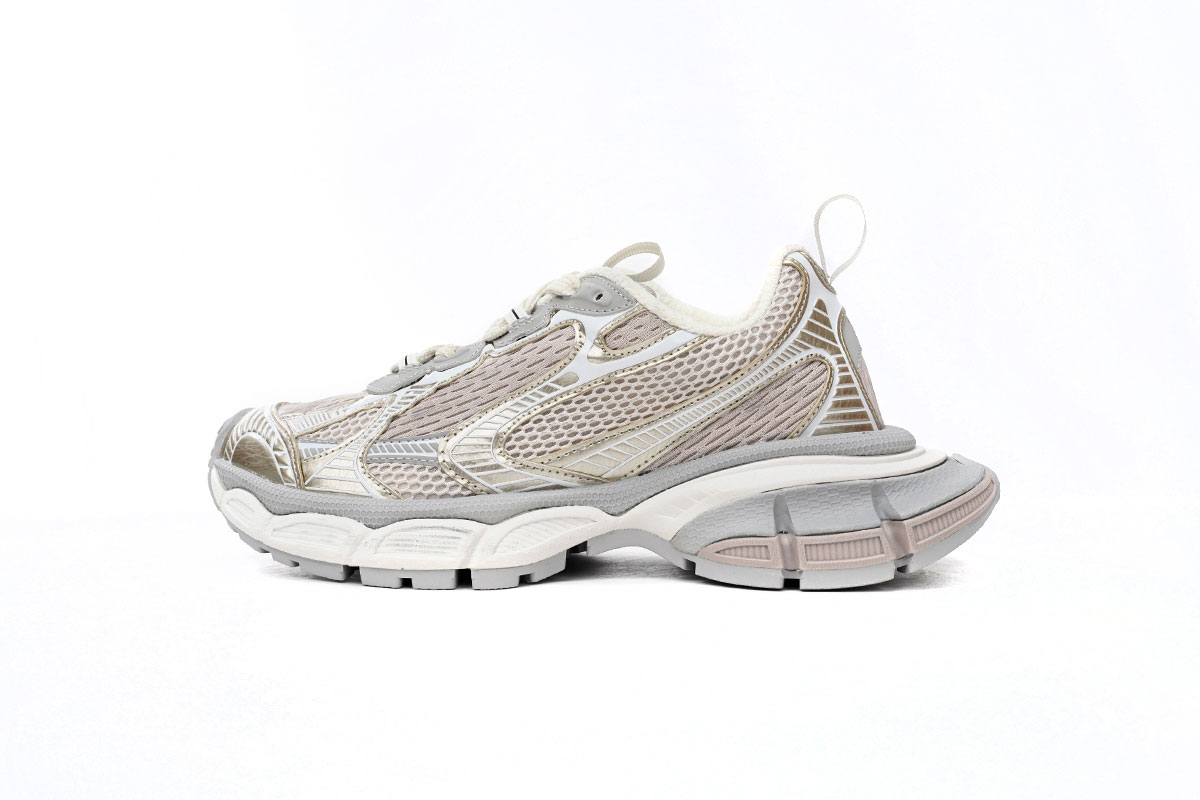 Balenciaga 3XL Rose Gold 734733 W1RB6 0208 - Luxurious Statement Timepiece Balenciaga 3XL Rose Gold 734733 W1RB6 0208 - Luxurious Statement Timepiece