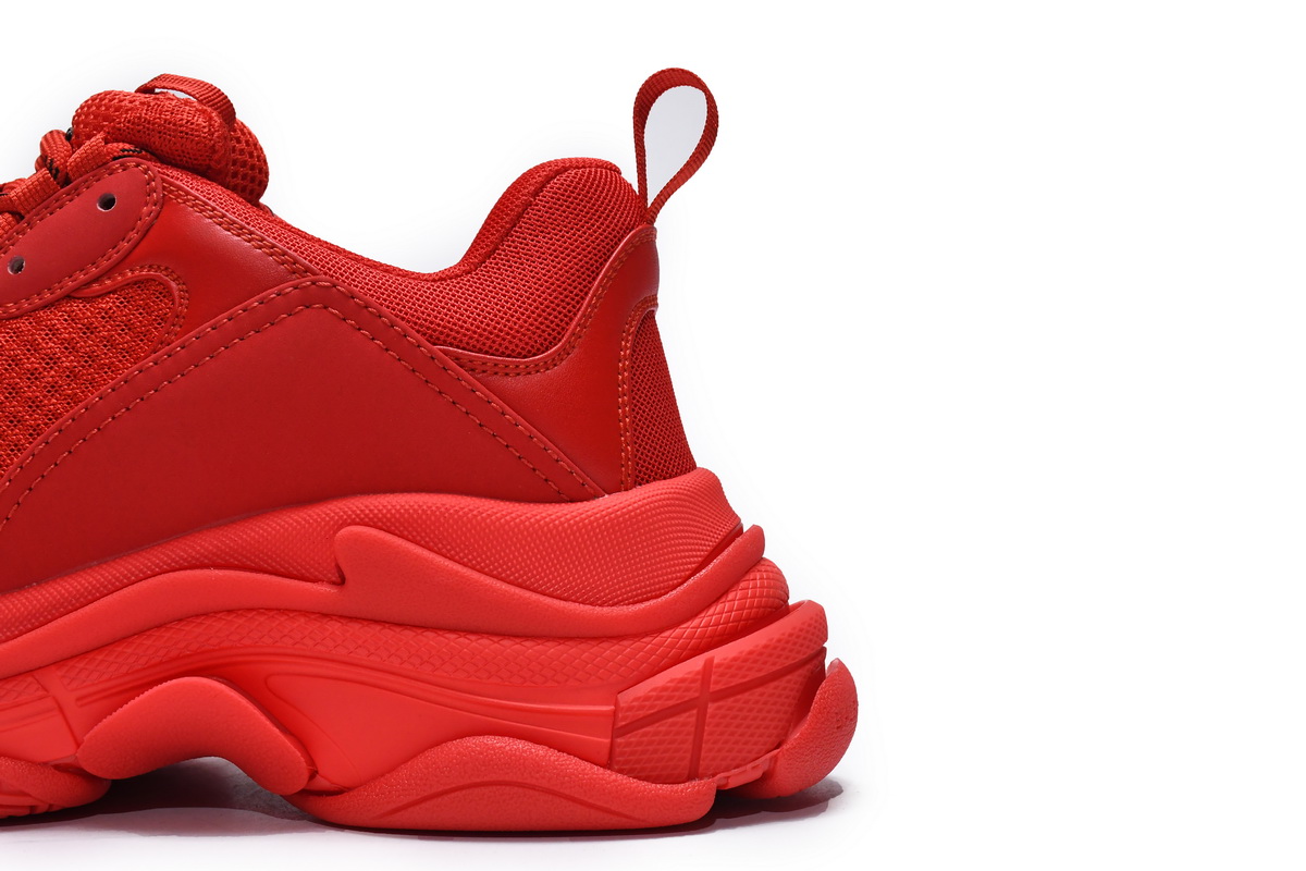 Balenciaga Triple S Dark Red 536737 W2FA1 9012 - Premium Sneakers Balenciaga Triple S Dark Red 536737 W2FA1 9012 - Premium Sneakers