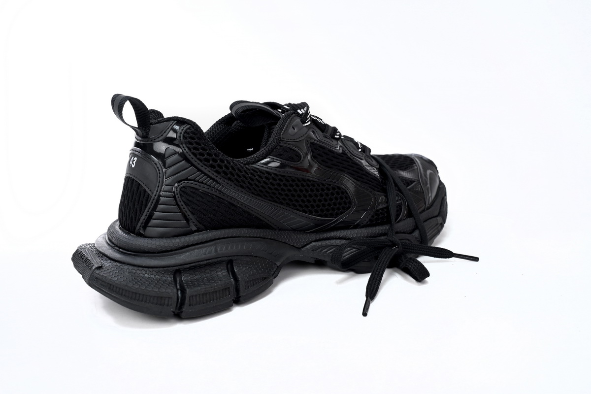 Balenciaga 3XL All Black 734733 W2RC6 0203 - Premium All-Black 3XL Sweater for Men Balenciaga 3XL All Black 734733 W2RC6 0203 - Premium All-Black 3XL Sweater for Men