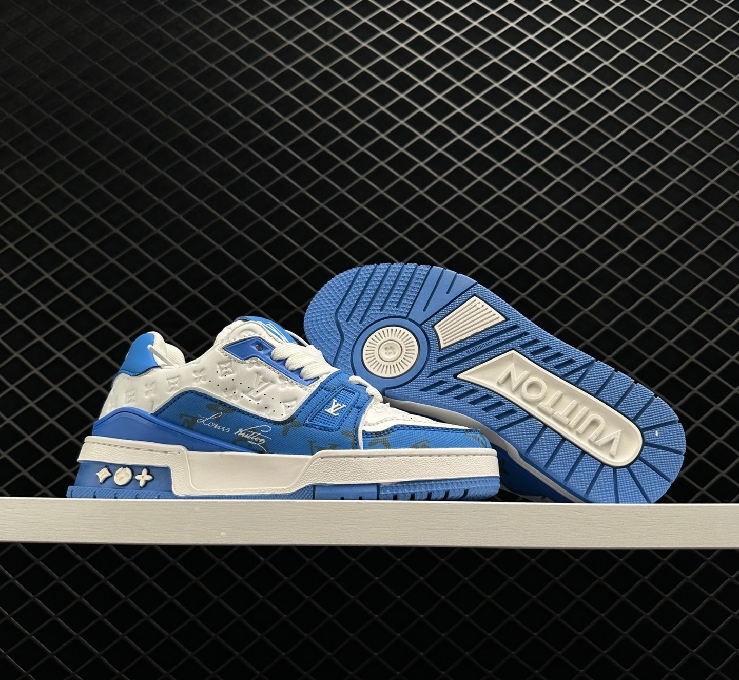 Louis Vuitton Trainer #54 Signature Blue White 1AANEZ: Stylish Designer Footwear Louis Vuitton Trainer #54 Signature Blue White 1AANEZ: Stylish Designer Footwear