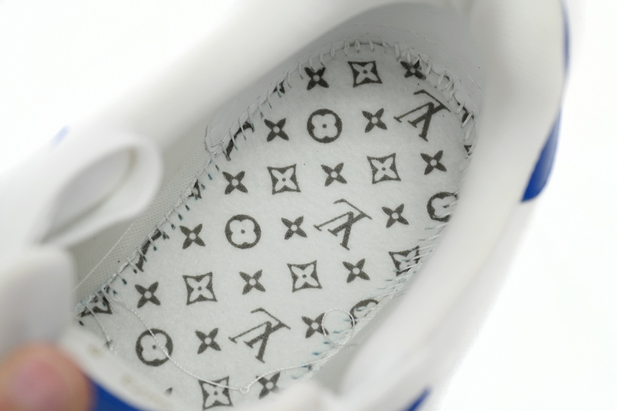 Louis Vuitton Trainer #54 – Signature Blue White Stylish Sneakers Louis Vuitton Trainer #54 – Signature Blue White Stylish Sneakers