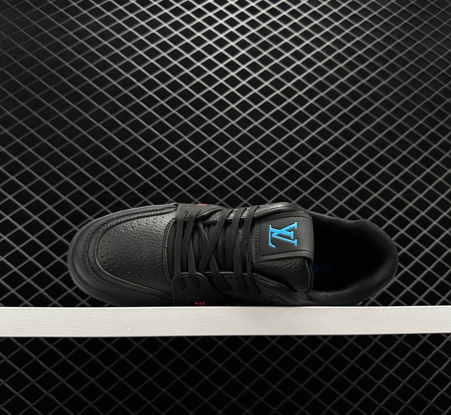 Louis Vuitton Trainer Black Signature 1A8ZQJ - Sleek and Stylish Authentic Footwear Louis Vuitton Trainer Black Signature 1A8ZQJ - Sleek and Stylish Authentic Footwear