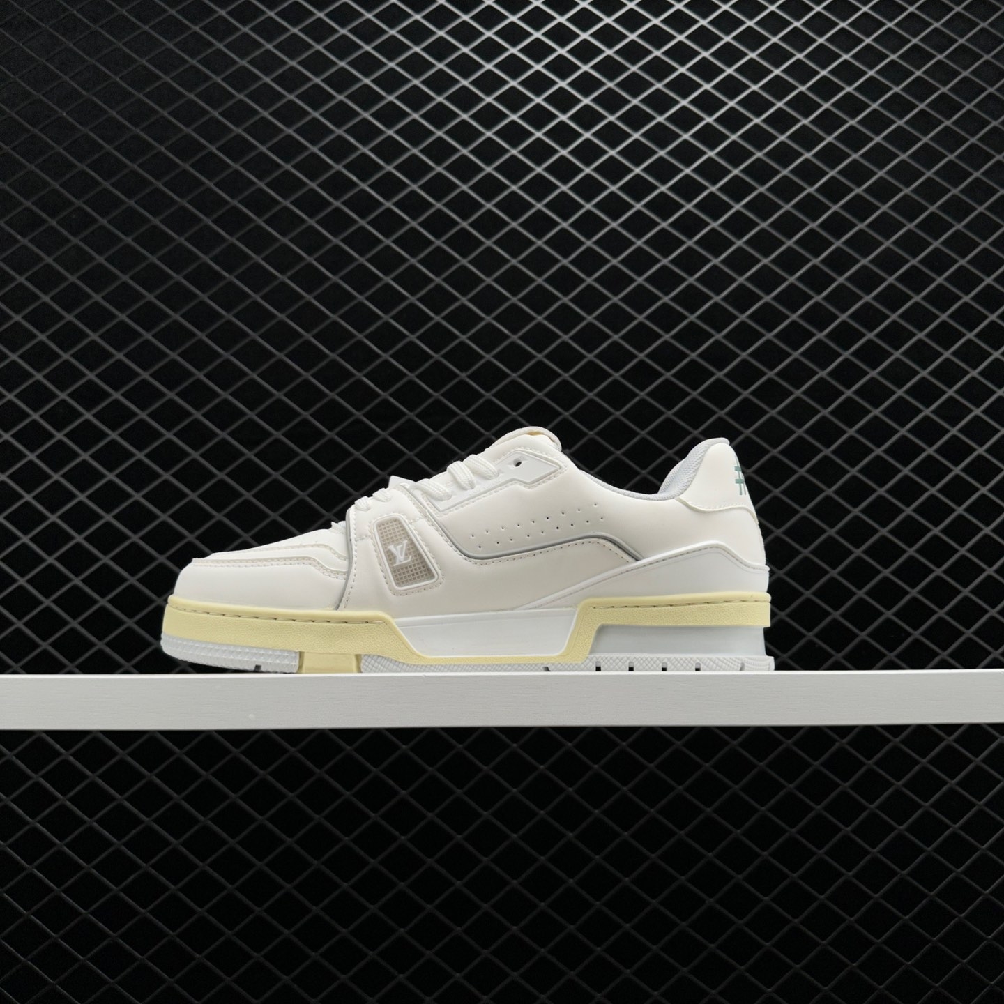 Louis Vuitton Trainer White Signature 1A8WB9 - Luxurious Designer Footwear Louis Vuitton Trainer White Signature 1A8WB9 - Luxurious Designer Footwear
