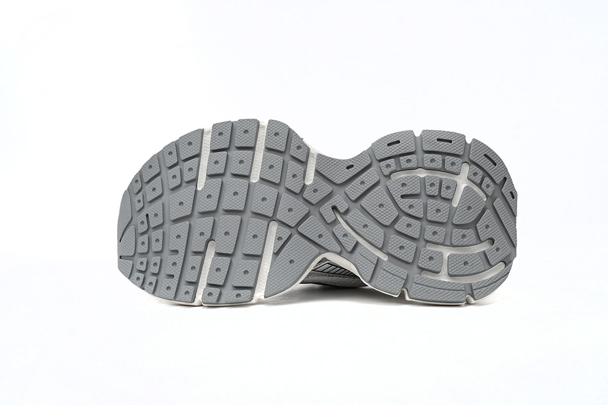 Balenciaga 3XL Grey 734733 W2RB5 2801 - Shop Now for Exclusive Style! Balenciaga 3XL Grey 734733 W2RB5 2801 - Shop Now for Exclusive Style!