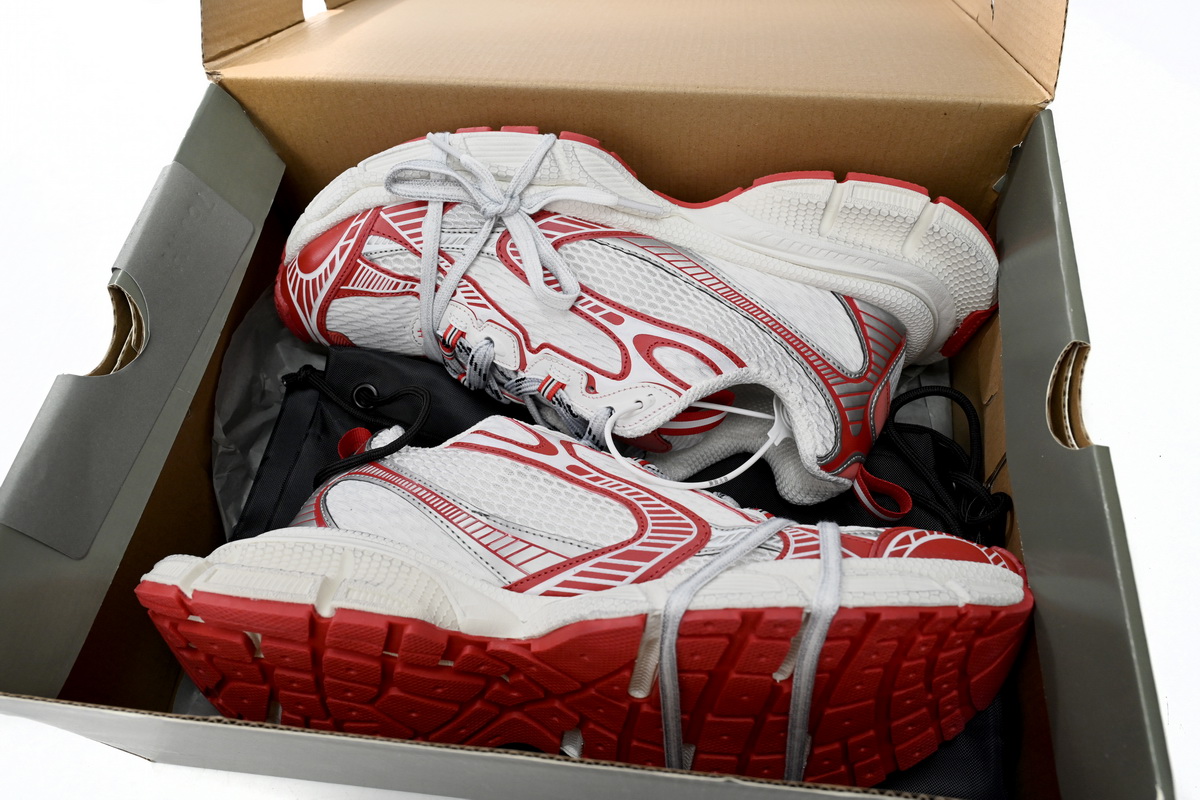 Balenciaga 3XL White 734733 W2RG3 1203 - Stylish and Luxurious Clothing for Men Balenciaga 3XL White 734733 W2RG3 1203 - Stylish and Luxurious Clothing for Men