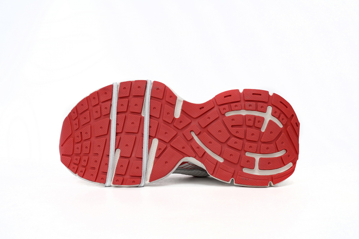 Balenciaga 3XL White 734733 W2RG3 1203 - Stylish and Luxurious Clothing for Men Balenciaga 3XL White 734733 W2RG3 1203 - Stylish and Luxurious Clothing for Men