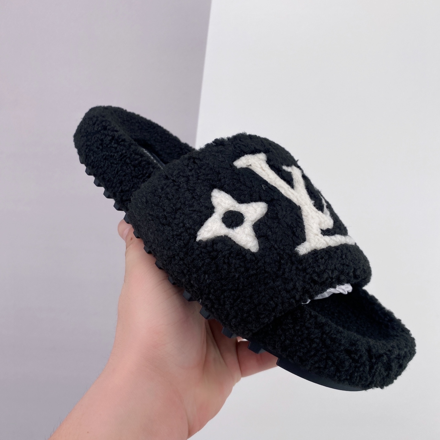 LOUIS VUITTON Shearling Monogram Giant Paseo Flat Mule Black LOUIS VUITTON Shearling Monogram Giant Paseo Flat Mule Black