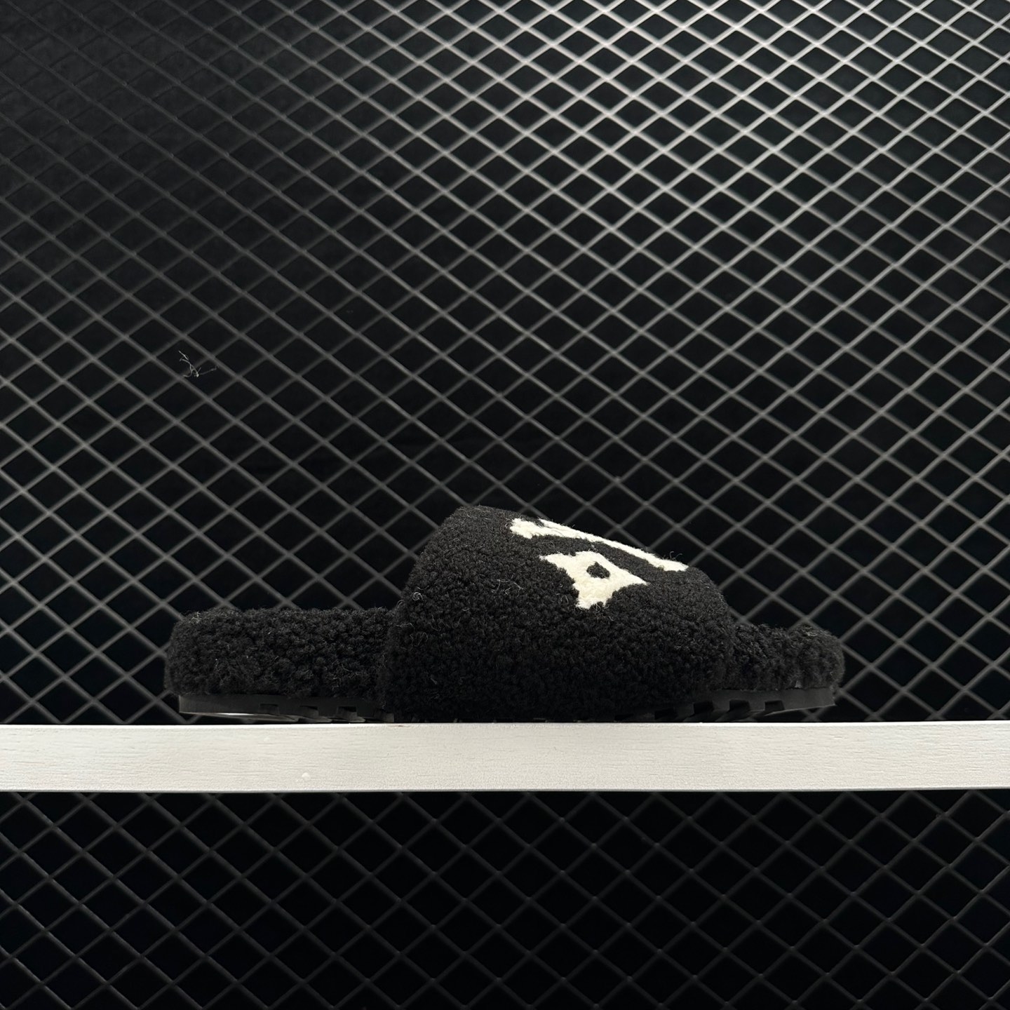 LOUIS VUITTON Shearling Monogram Giant Paseo Flat Mule Black LOUIS VUITTON Shearling Monogram Giant Paseo Flat Mule Black