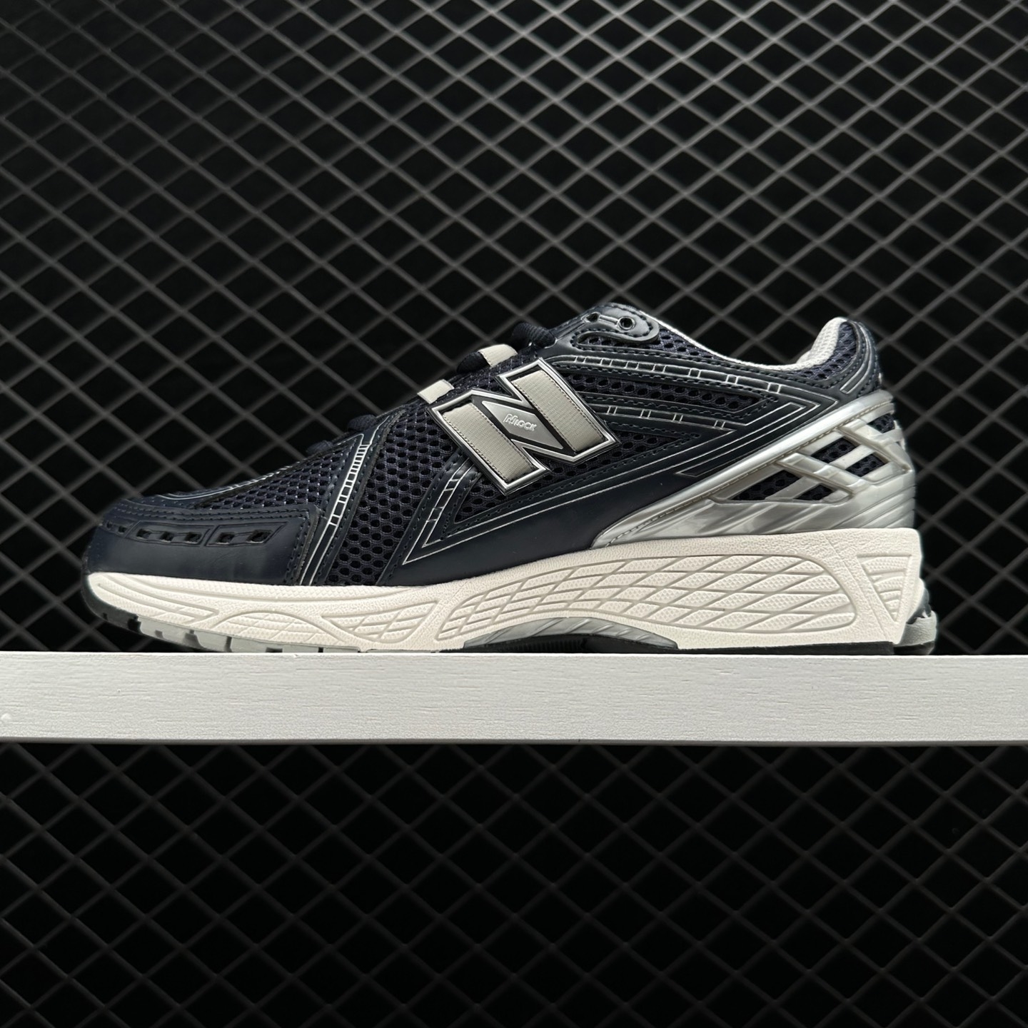 New Balance 1906R 'Eclipse' M1906RCA - Futuristic Running Shoes New Balance 1906R 'Eclipse' M1906RCA - Futuristic Running Shoes