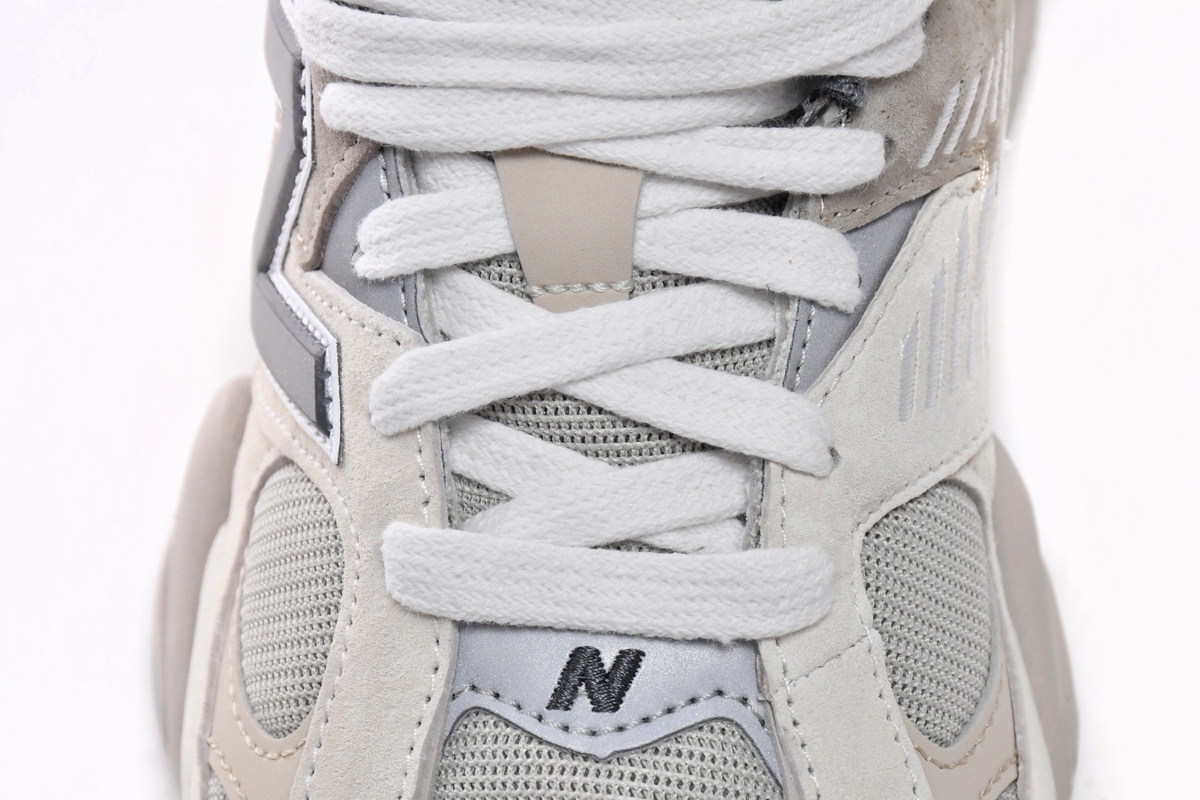 New Balance 9060 'Sea Salt' - Stylish and Comfortable Sneakers New Balance 9060 'Sea Salt' - Stylish and Comfortable Sneakers