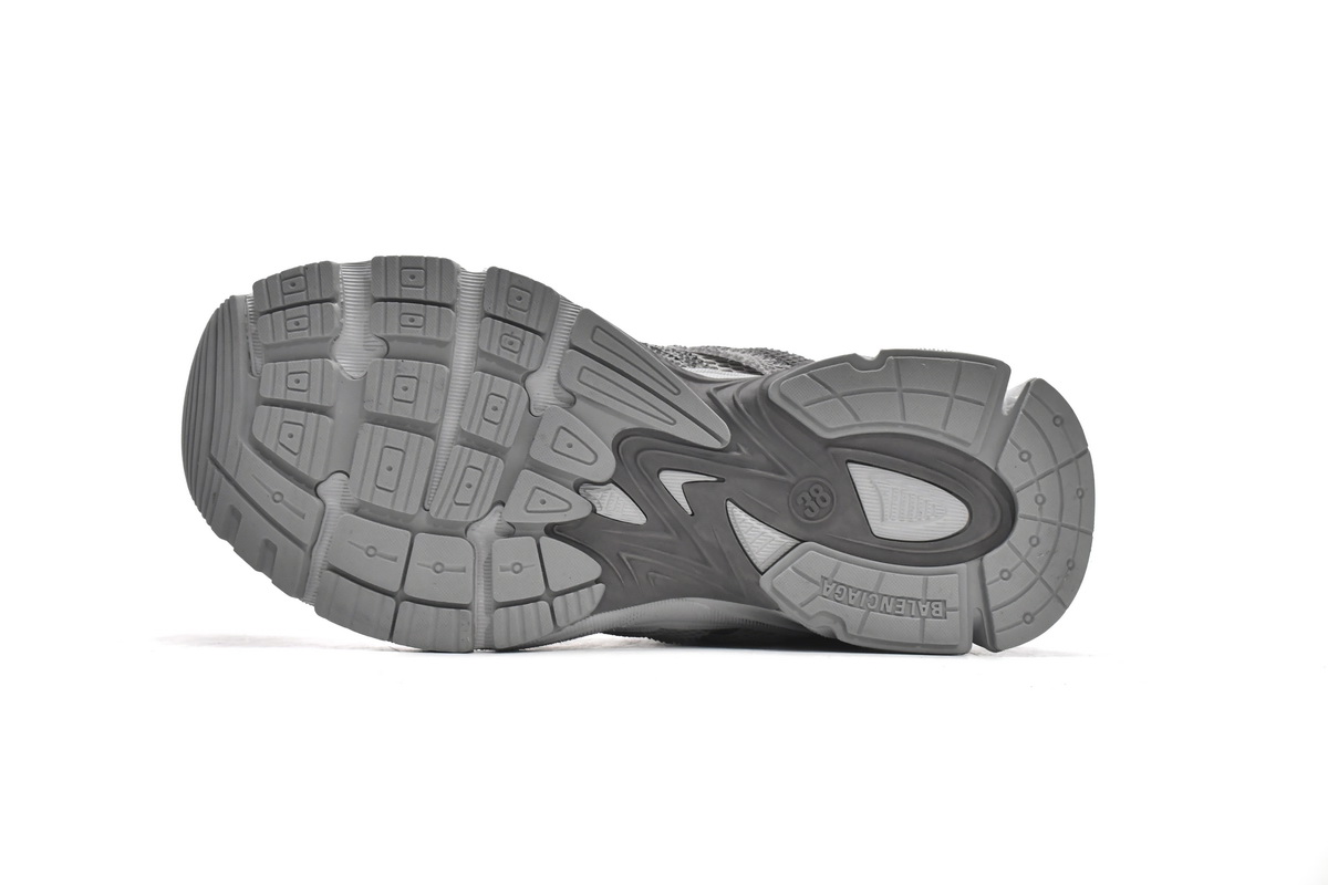 Balenciaga Phantom Sneaker Grey 679339 W2E91 1715 - Stylish and Comfortable Footwear Balenciaga Phantom Sneaker Grey 679339 W2E91 1715 - Stylish and Comfortable Footwear