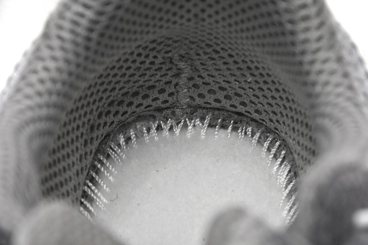 Balenciaga Phantom Sneaker Grey 679339 W2E91 1715 - Stylish and Comfortable Footwear Balenciaga Phantom Sneaker Grey 679339 W2E91 1715 - Stylish and Comfortable Footwear