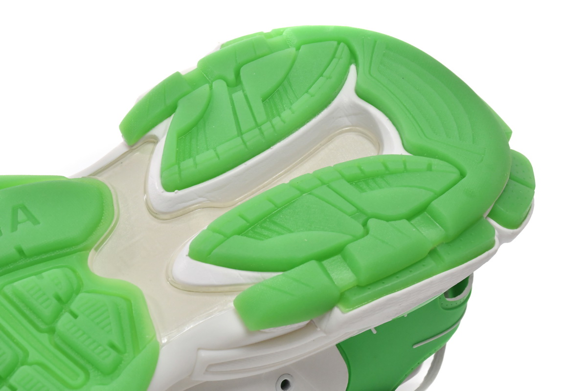 Balenciaga Tess S. White Green 542023 W3HL1: Stylish Sneakers for the Fashion Forward Balenciaga Tess S. White Green 542023 W3HL1: Stylish Sneakers for the Fashion Forward