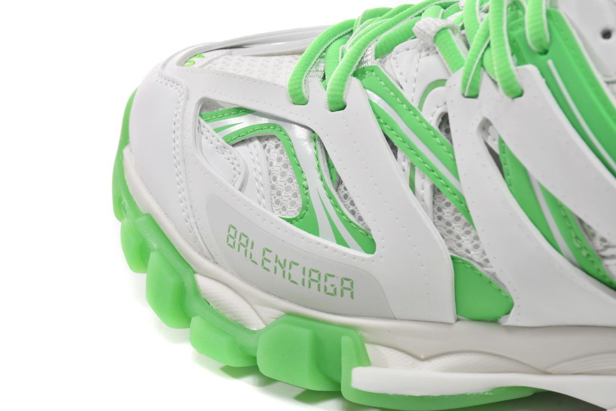 Balenciaga Tess S. White Green 542023 W3HL1: Stylish Sneakers for the Fashion Forward Balenciaga Tess S. White Green 542023 W3HL1: Stylish Sneakers for the Fashion Forward