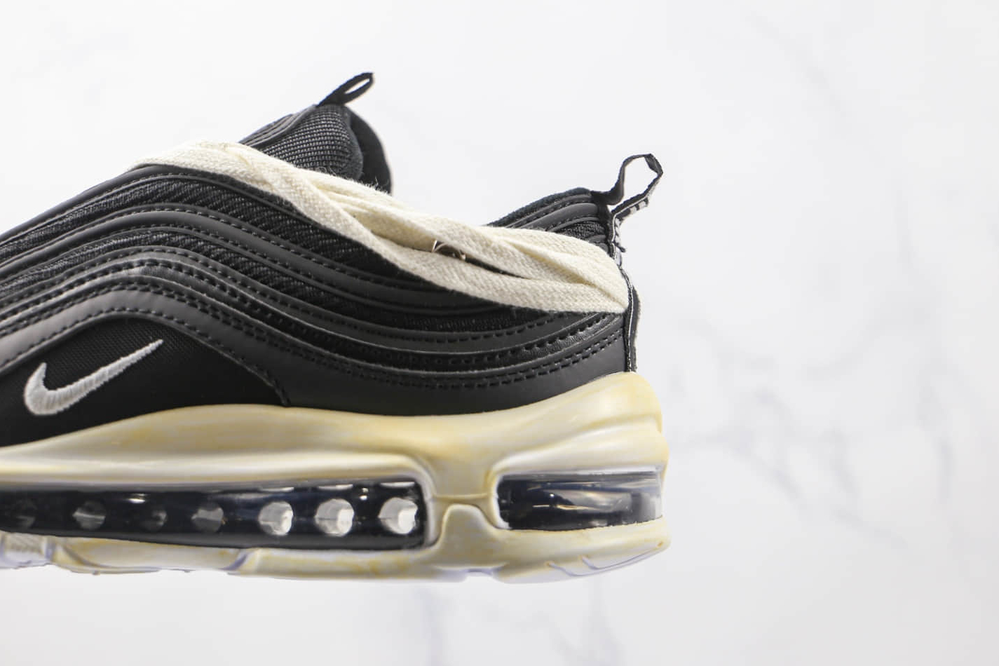Nike Air Max 97 'Black' 921826-001 - Stylish and Sleek Running Shoes Nike Air Max 97 'Black' 921826-001 - Stylish and Sleek Running Shoes
