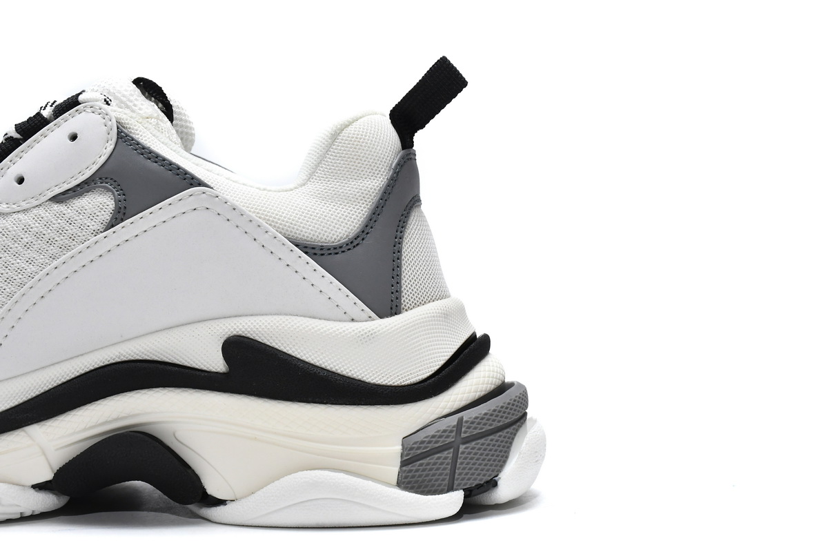 Balenciaga Triple S White Grey 536737 - Stylish and Versatile Footwear Balenciaga Triple S White Grey 536737 - Stylish and Versatile Footwear