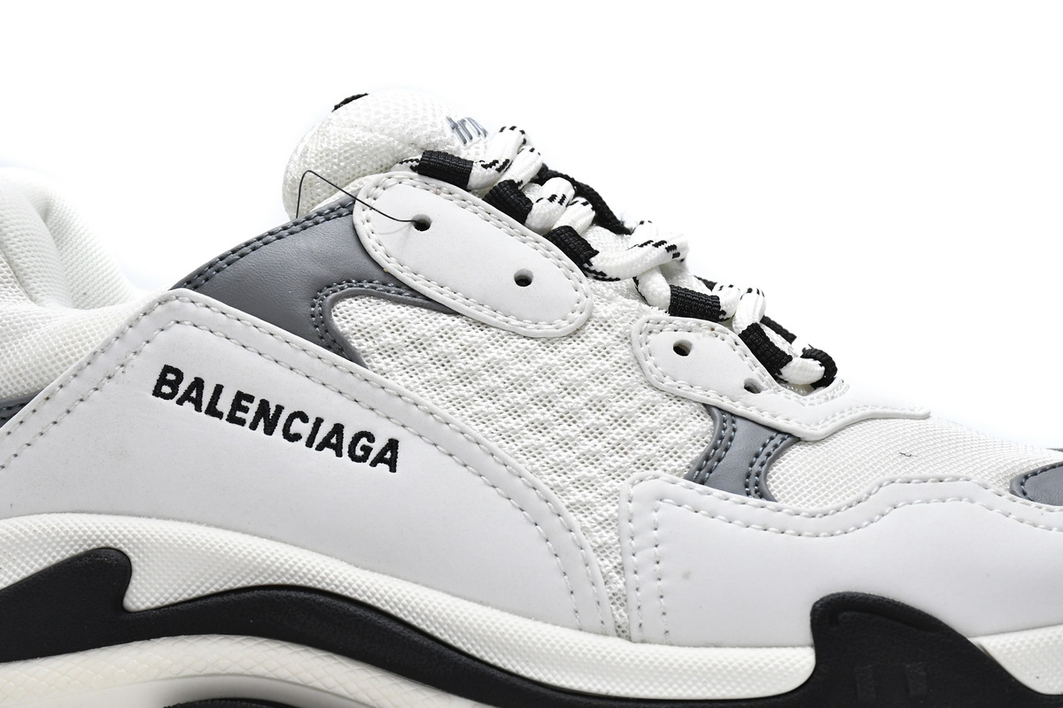 Balenciaga Triple S White Grey 536737 - Stylish and Versatile Footwear Balenciaga Triple S White Grey 536737 - Stylish and Versatile Footwear