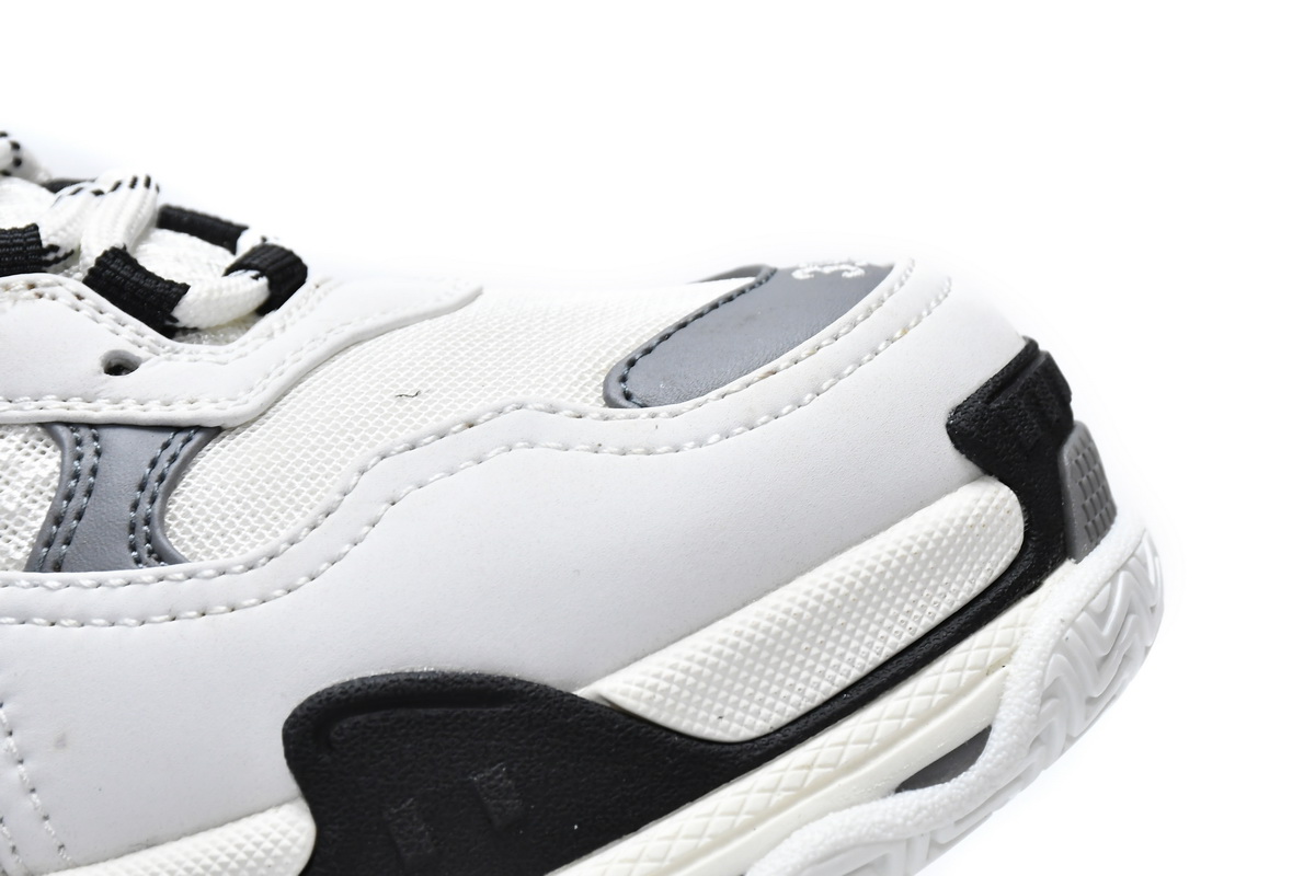 Balenciaga Triple S White Grey 536737 - Stylish and Versatile Footwear Balenciaga Triple S White Grey 536737 - Stylish and Versatile Footwear