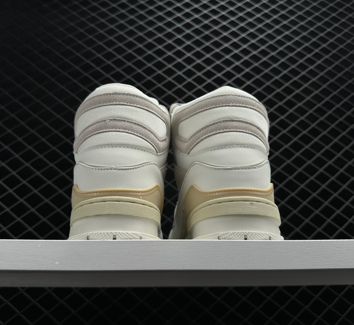 Louis Vuitton LV Trainer High Sneakers White - Premium Luxury Footwear Louis Vuitton LV Trainer High Sneakers White - Premium Luxury Footwear