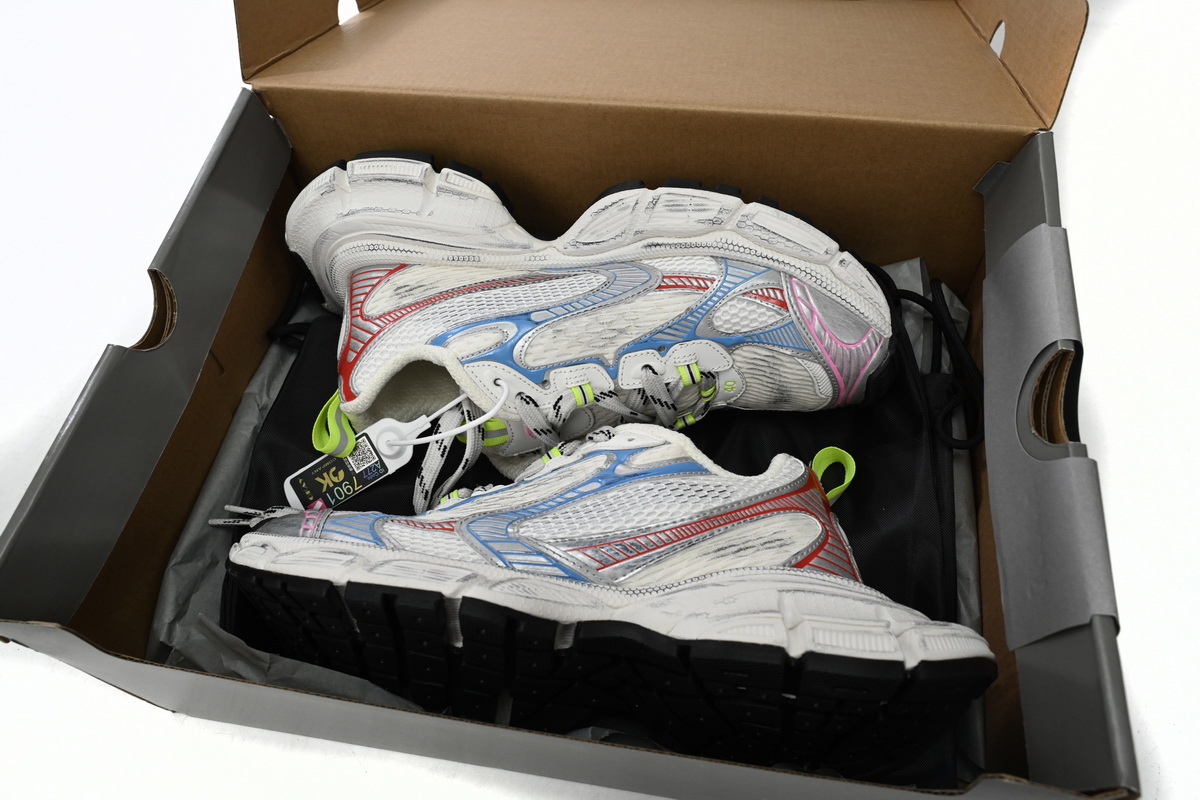 Balenciaga 3XL White Multicolor 734734 W3XL5 9645 - Premium Fashion Statement Balenciaga 3XL White Multicolor 734734 W3XL5 9645 - Premium Fashion Statement