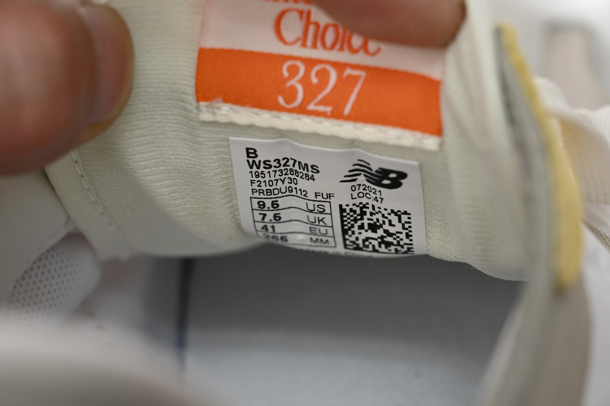 New Balance 327 Light Grey WS327MS | Sleek Sneakers for All-Day Comfort New Balance 327 Light Grey WS327MS | Sleek Sneakers for All-Day Comfort