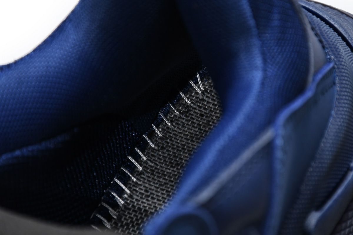 Balenciaga Triple S Navy Sneaker 541624 W091 4107 - Limited Edition! Balenciaga Triple S Navy Sneaker 541624 W091 4107 - Limited Edition!