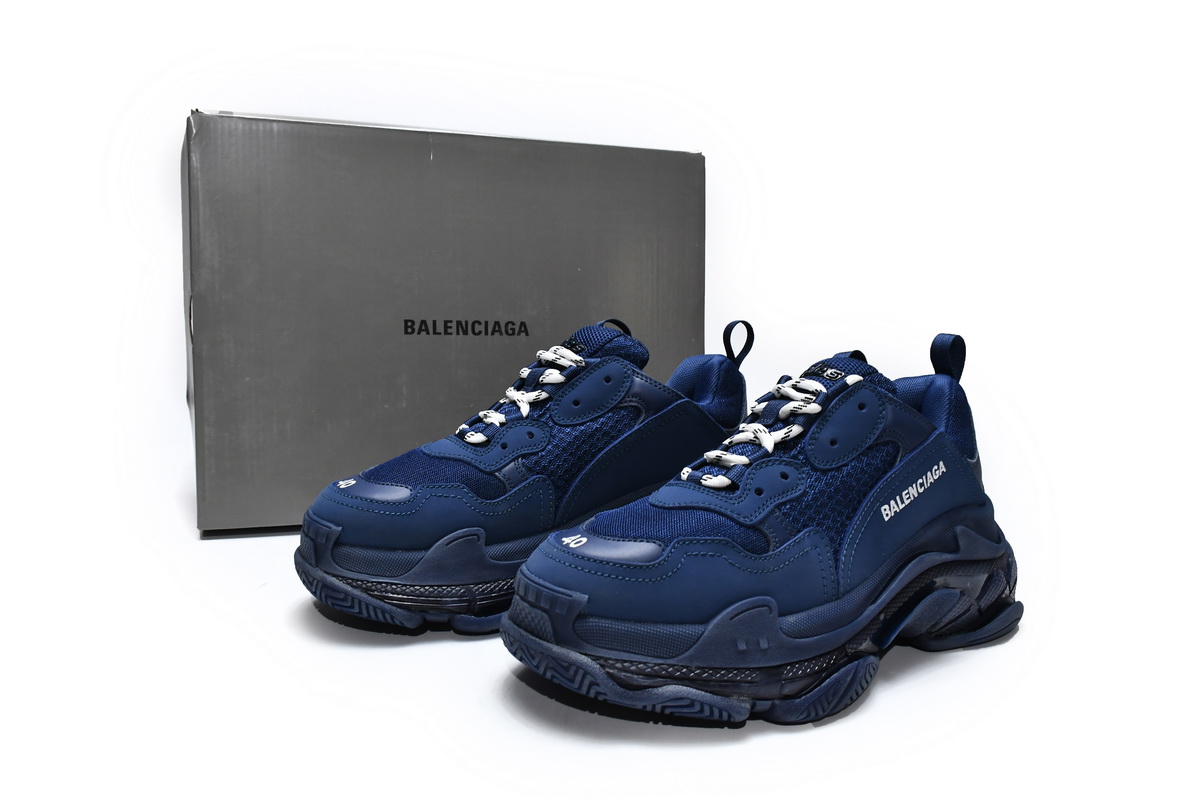 Balenciaga Triple S Navy Sneaker 541624 W091 4107 - Limited Edition! Balenciaga Triple S Navy Sneaker 541624 W091 4107 - Limited Edition!