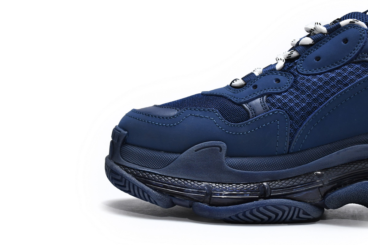 Balenciaga Triple S Navy Sneaker 541624 W091 4107 - Limited Edition! Balenciaga Triple S Navy Sneaker 541624 W091 4107 - Limited Edition!