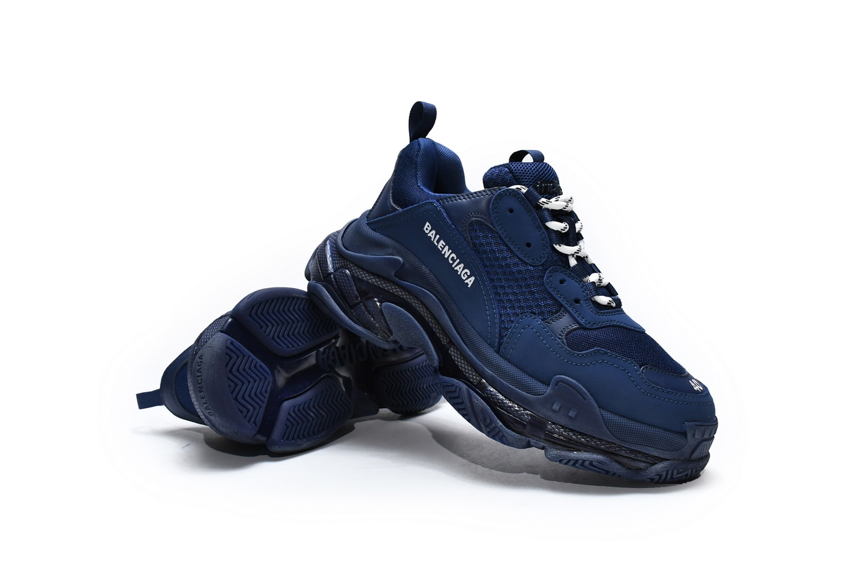 Balenciaga Triple S Navy Sneaker 541624 W091 4107 - Limited Edition! Balenciaga Triple S Navy Sneaker 541624 W091 4107 - Limited Edition!