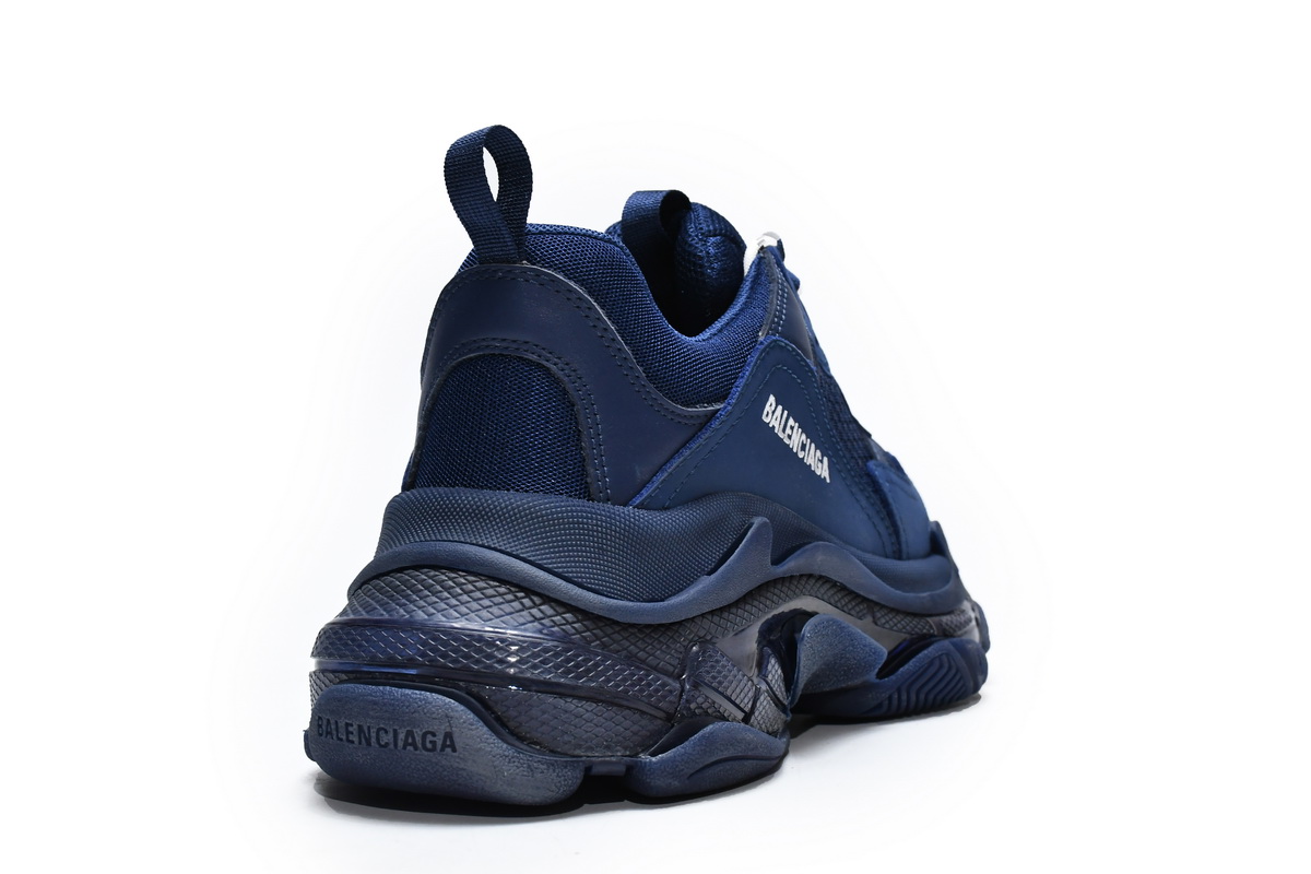 Balenciaga Triple S Navy Sneaker 541624 W091 4107 - Limited Edition! Balenciaga Triple S Navy Sneaker 541624 W091 4107 - Limited Edition!