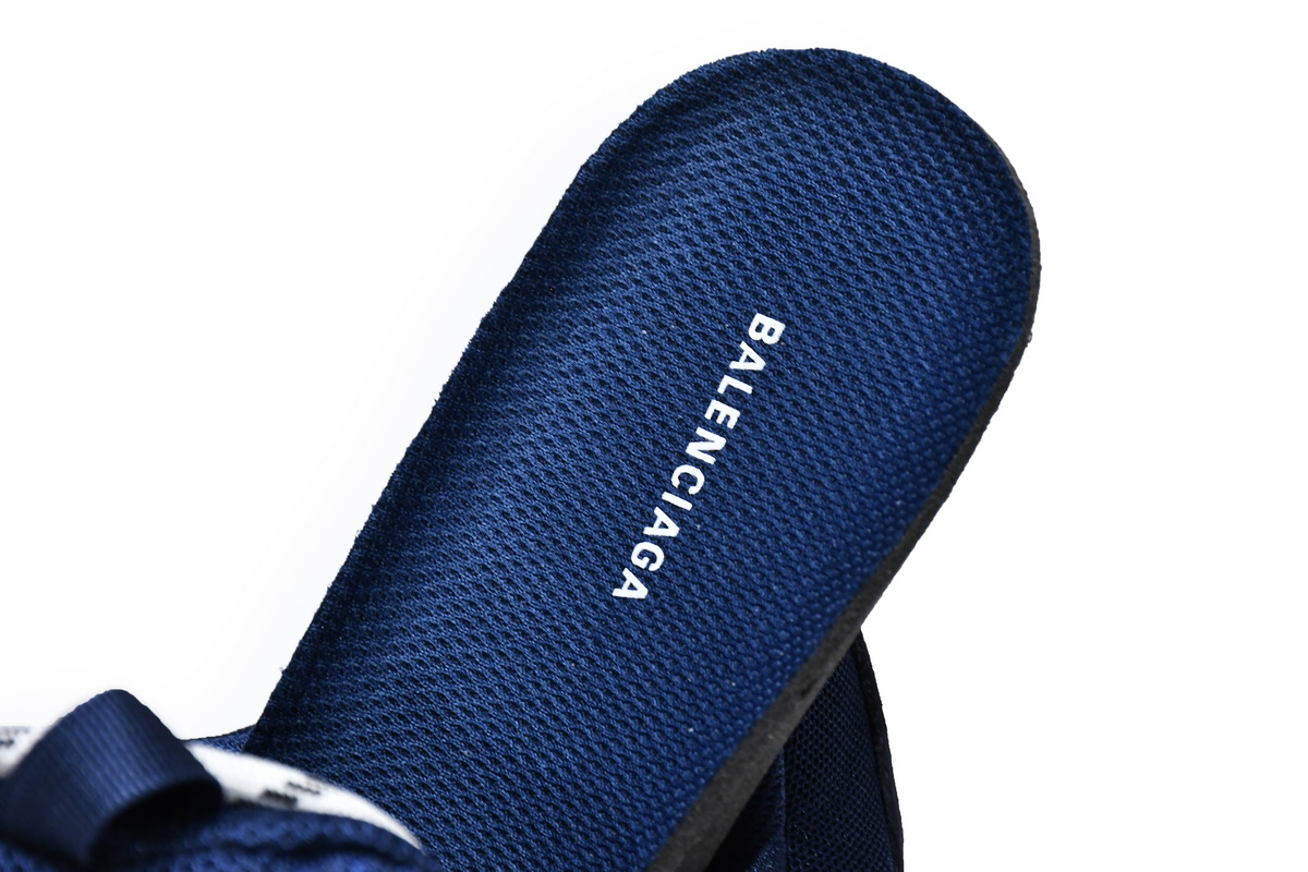 Balenciaga Triple S Navy Sneaker 541624 W091 4107 - Limited Edition! Balenciaga Triple S Navy Sneaker 541624 W091 4107 - Limited Edition!