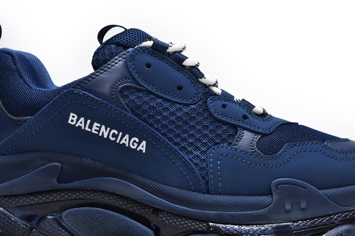 Balenciaga Triple S Navy Sneaker 541624 W091 4107 - Limited Edition! Balenciaga Triple S Navy Sneaker 541624 W091 4107 - Limited Edition!