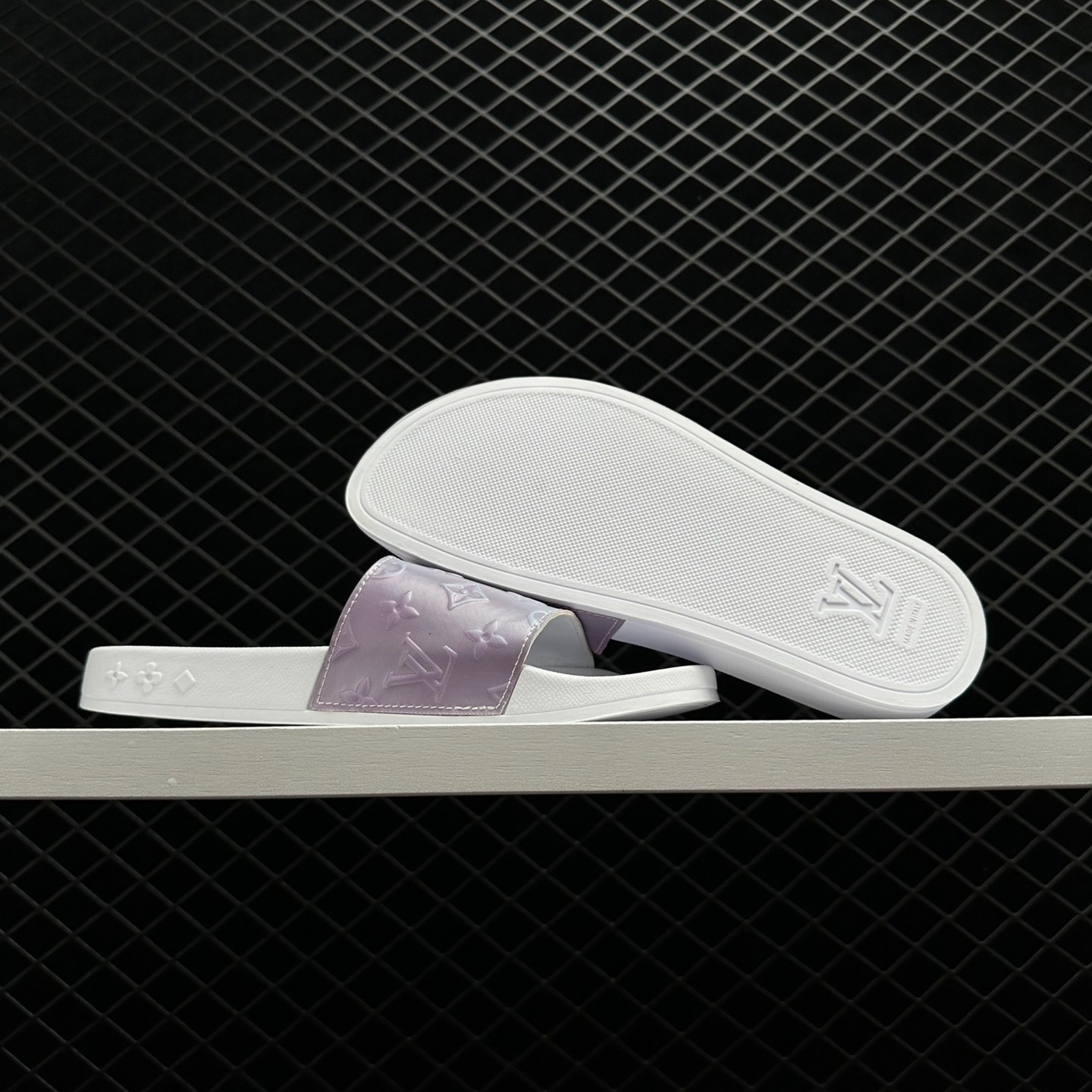 Louis Vuitton Waterfront Mules: Elegant and Trendy Footwear Louis Vuitton Waterfront Mules: Elegant and Trendy Footwear