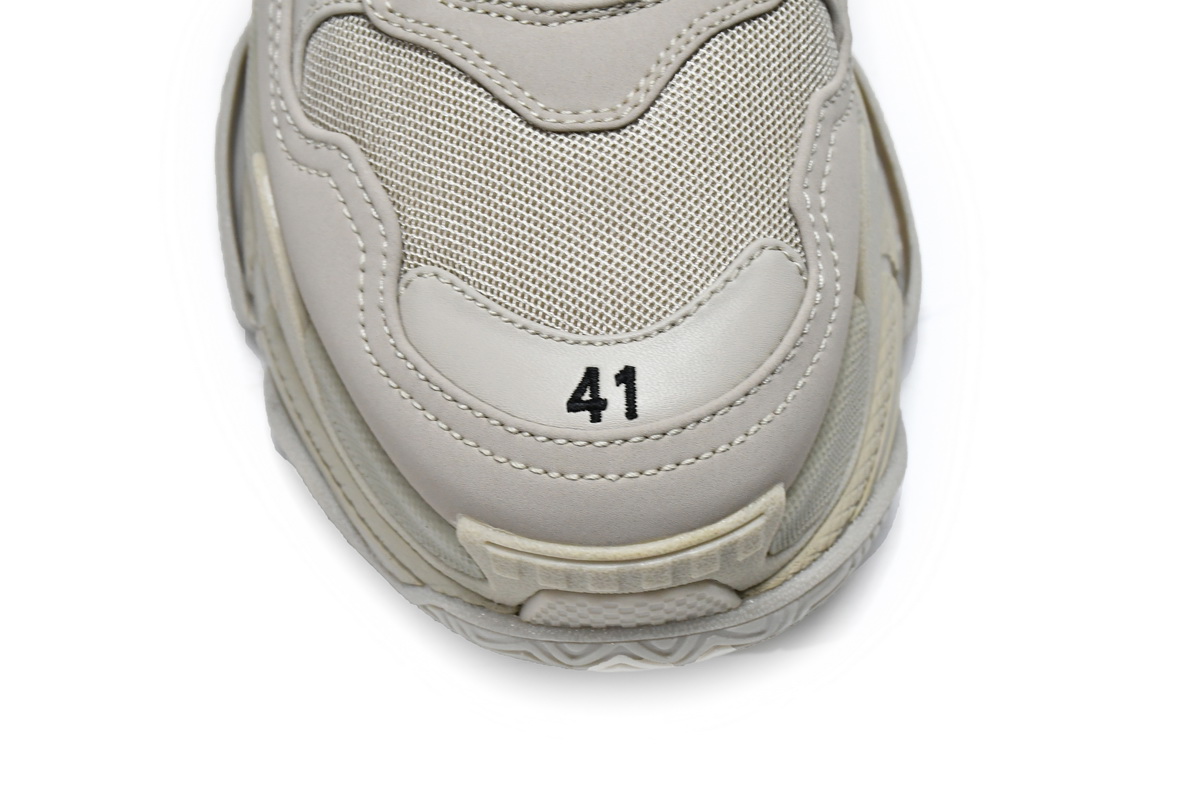 Balenciaga Triple S Rice Ash 534737 W2FW1 9700 - Exclusive Stylish Sneakers Balenciaga Triple S Rice Ash 534737 W2FW1 9700 - Exclusive Stylish Sneakers