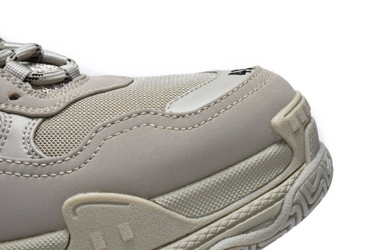 Balenciaga Triple S Rice Ash 534737 W2FW1 9700 - Exclusive Stylish Sneakers Balenciaga Triple S Rice Ash 534737 W2FW1 9700 - Exclusive Stylish Sneakers