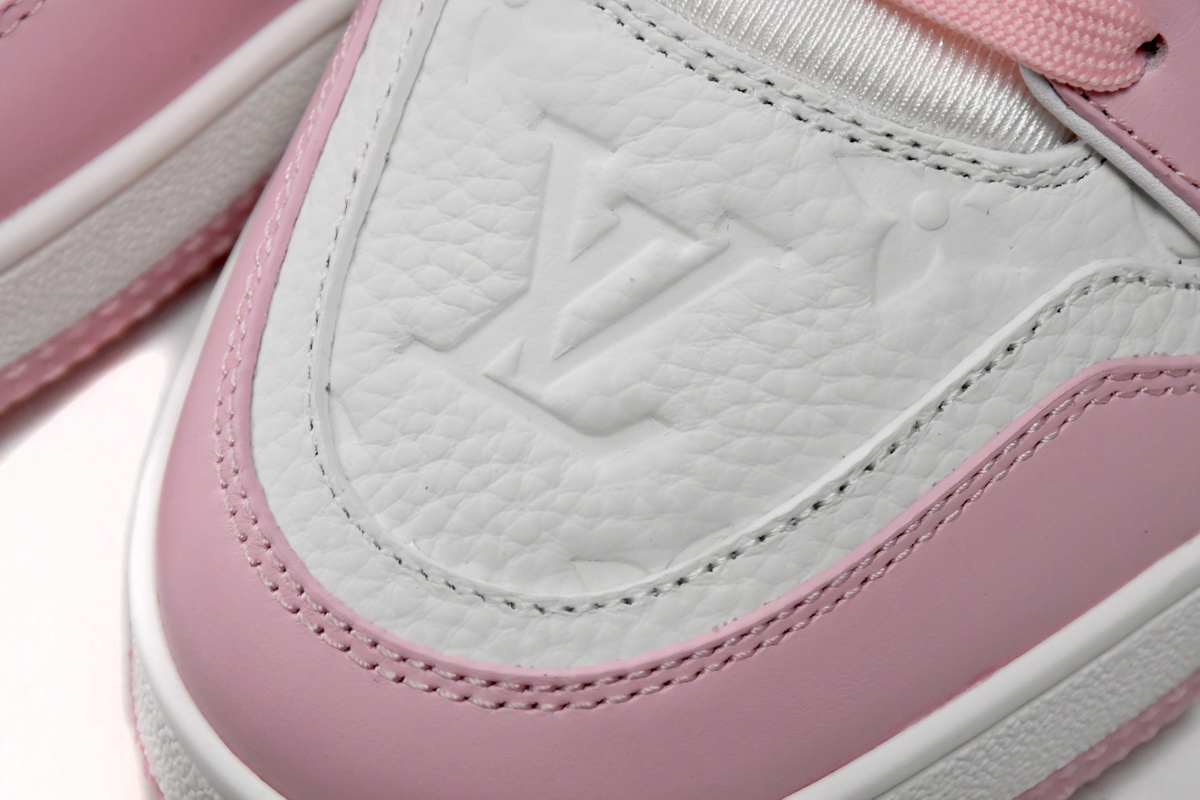 Stylish and Chic Louis Vuitton Trainer Rose Pink VL0231 - Shop Now! Stylish and Chic Louis Vuitton Trainer Rose Pink VL0231 - Shop Now!
