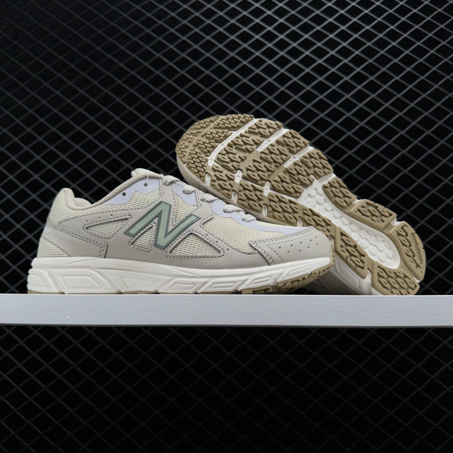 New Balance 480 Beige W480KO5 - Stylish & Comfortable Women's Sneakers New Balance 480 Beige W480KO5 - Stylish & Comfortable Women's Sneakers