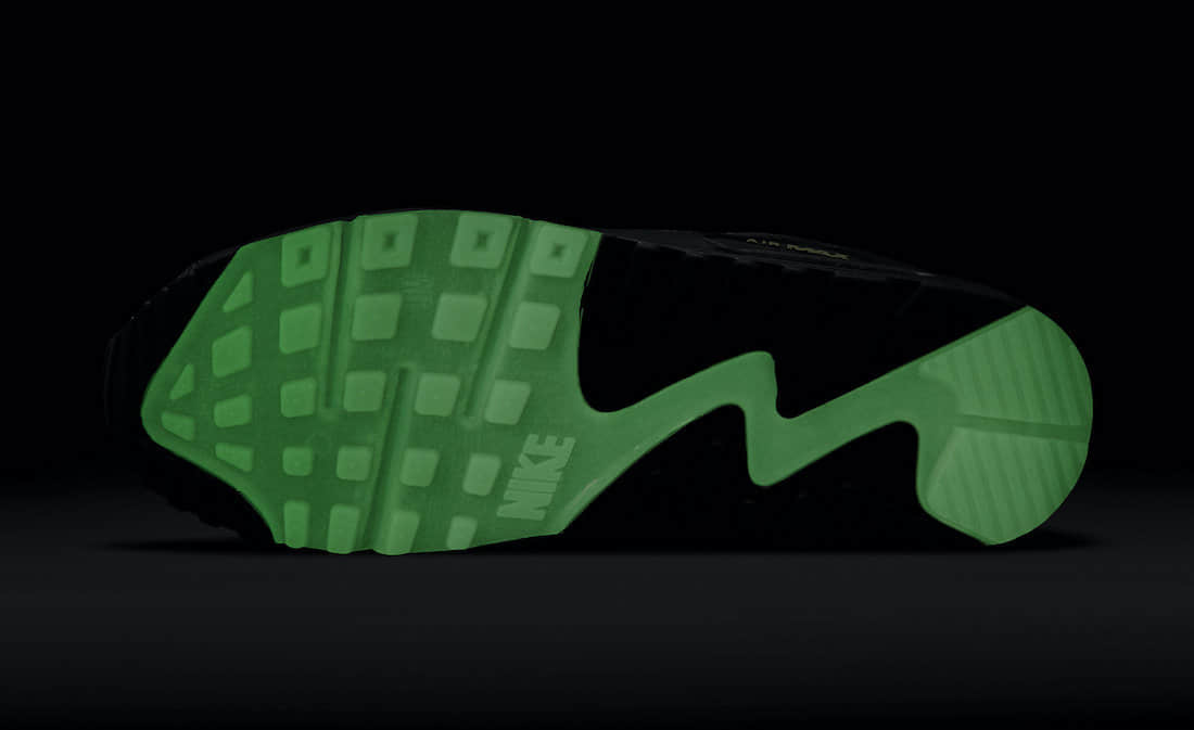 Nike Air Max 90 'Halloween Black' DC3892-001 - Limited Edition Sneakers for Spooky Style Nike Air Max 90 'Halloween Black' DC3892-001 - Limited Edition Sneakers for Spooky Style