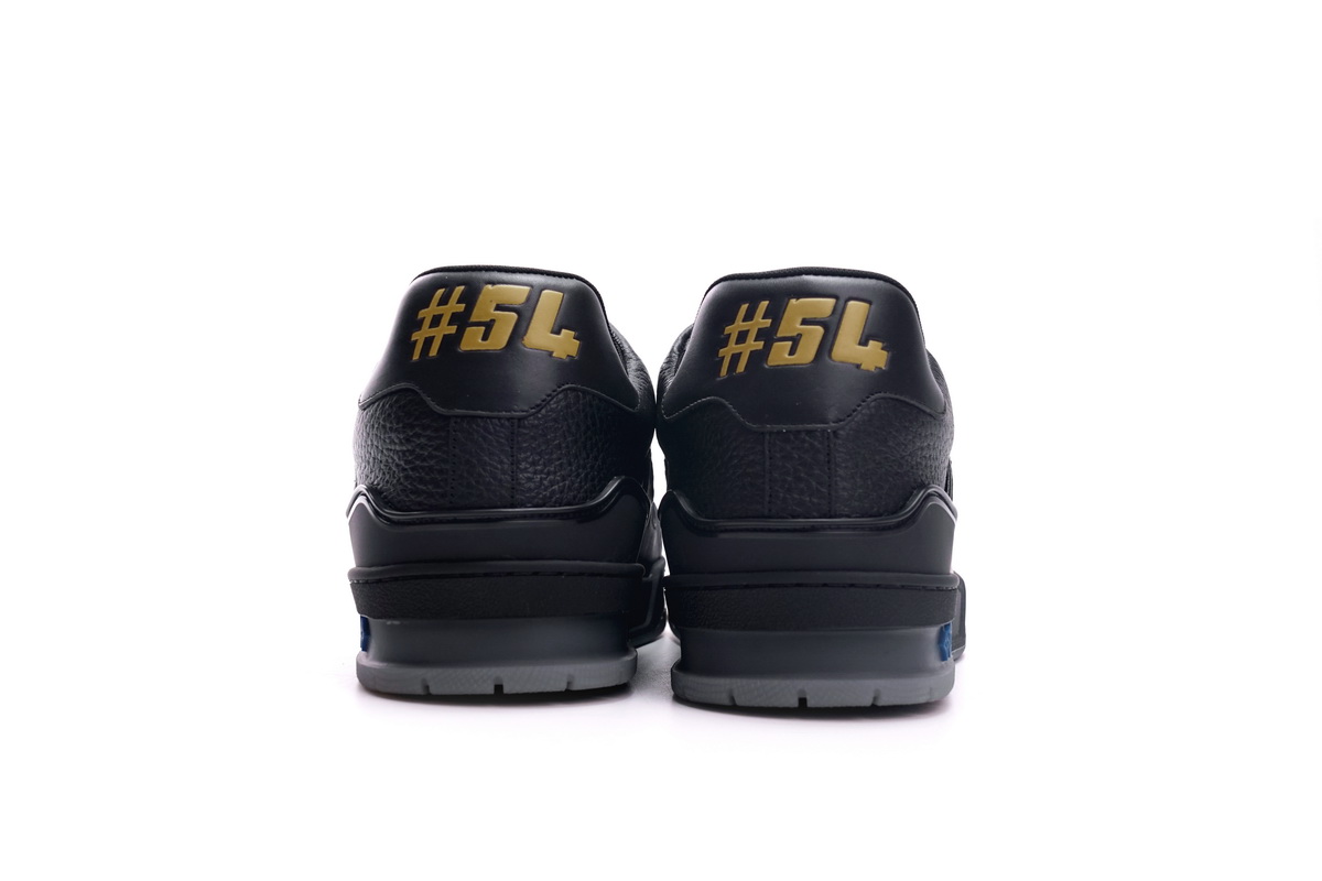 Louis Vuitton Trainer Black Litchi Pattern FD0226 - Stylish Luxury Footwear Louis Vuitton Trainer Black Litchi Pattern FD0226 - Stylish Luxury Footwear