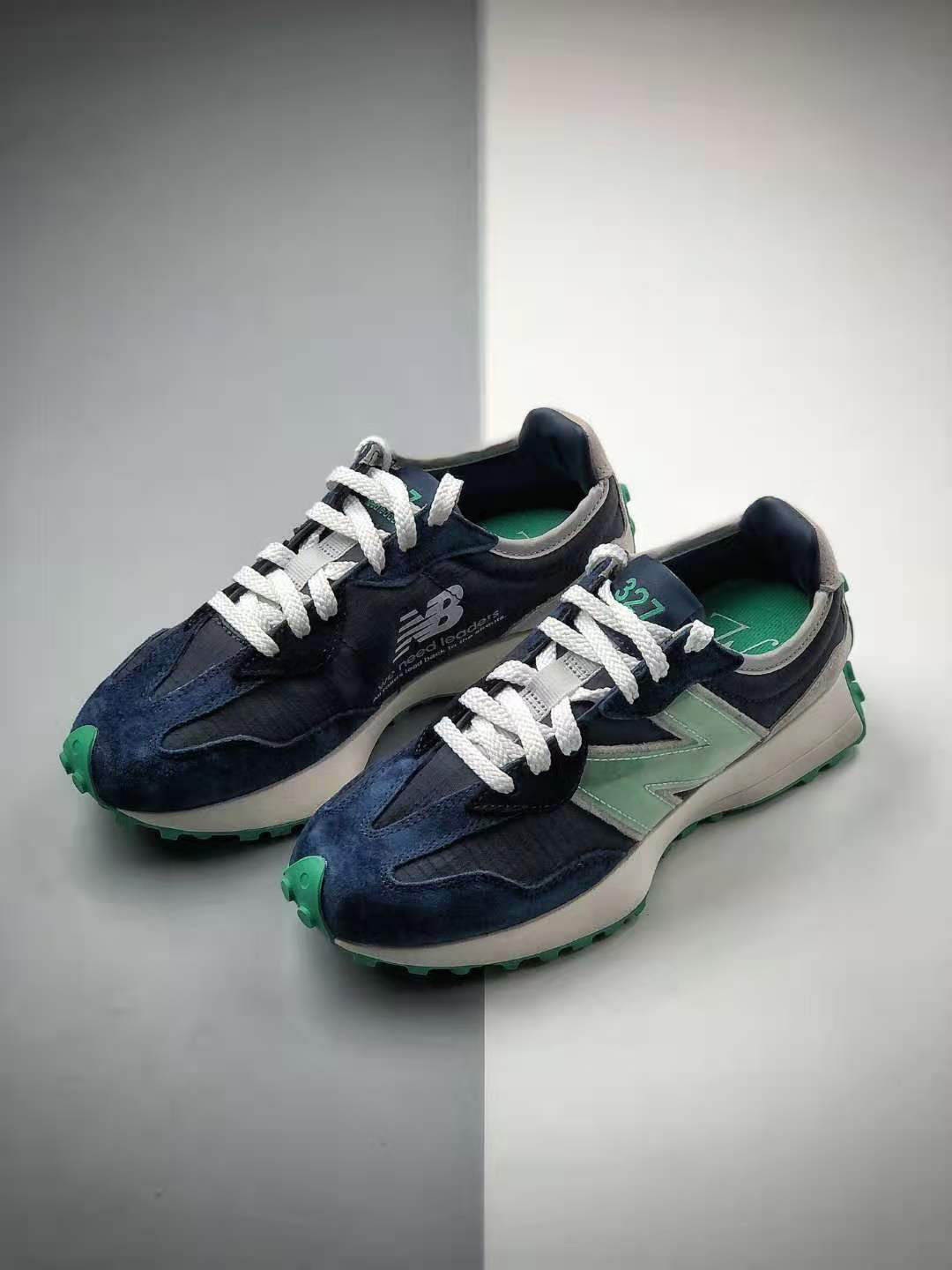 New Balance PSNY x 327 'We Need Leaders' MS327WNL - Limited Edition Sneakers New Balance PSNY x 327 'We Need Leaders' MS327WNL - Limited Edition Sneakers