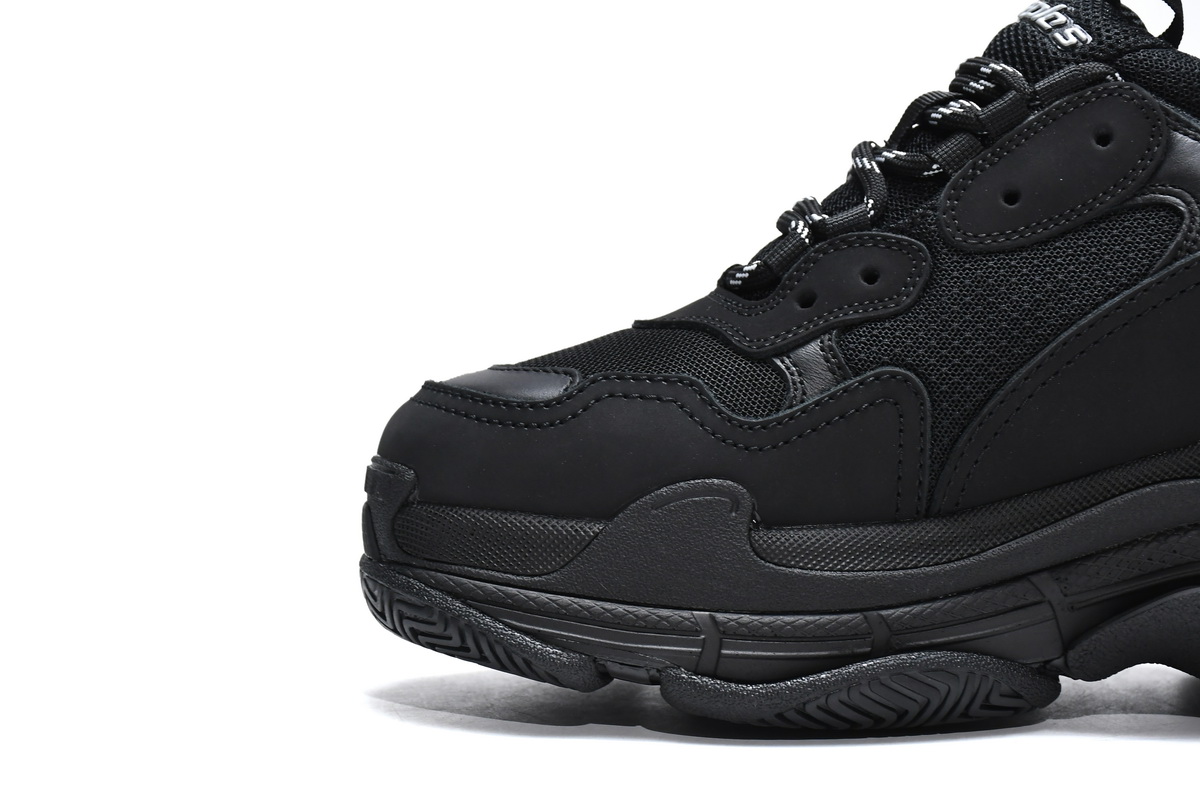 Balenciaga Triple S Clear Sole Black 541624 W0901 1100 - Get the Sleek Style You Desire Balenciaga Triple S Clear Sole Black 541624 W0901 1100 - Get the Sleek Style You Desire