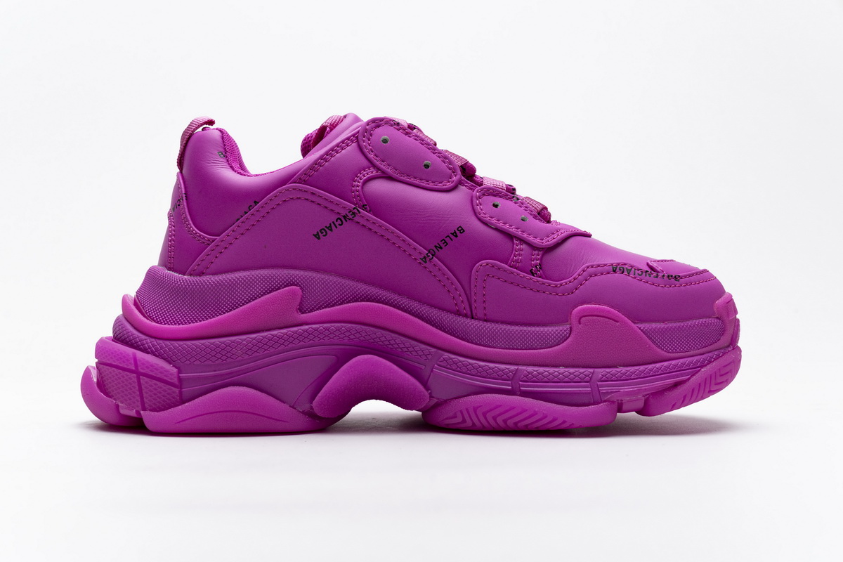 Balenciaga Men's Triple S Clunky Red Shoes - 524039 W2FA1 7634 Balenciaga Men's Triple S Clunky Red Shoes - 524039 W2FA1 7634